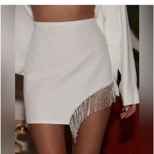 Francesca’s white fringe skirt nwt
